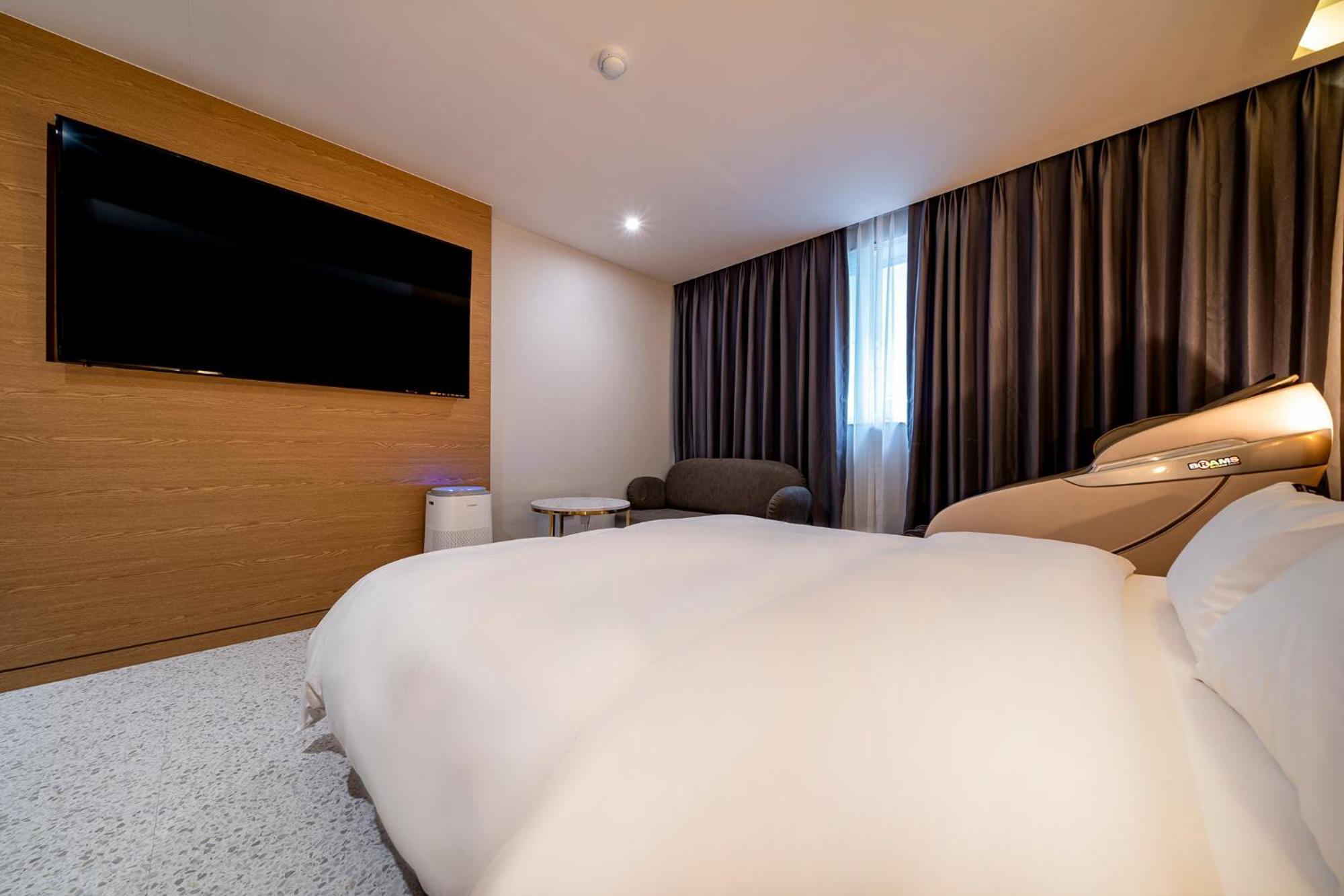 Urban Brown Hotel Chungju City Hall Exterior photo